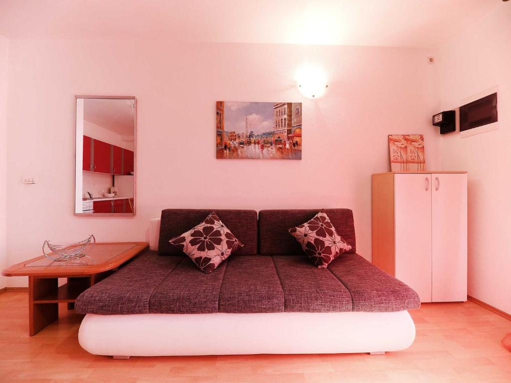 Apartments Melita - Comfort Two Bedroom Apartment with Terrace and Sea View A2