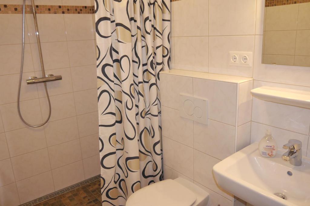 Koupelna v ubytování Hotel Haus Wittwer