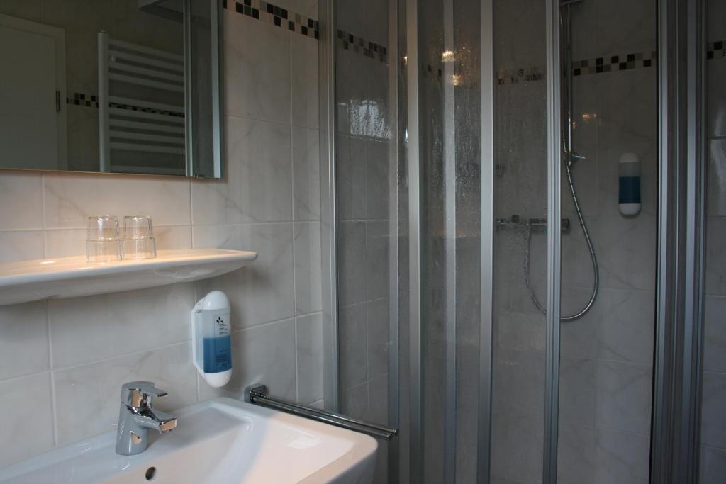 Koupelna v ubytování Hotel Haus Wittwer
