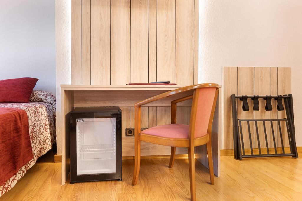 Ліжко або ліжка в номері Hotel Eth Solan & SPA