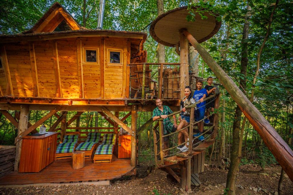 Foto sihtkohas Dolní Morava asuva majutusasutuse Treehous Sněžník s wellness galeriist