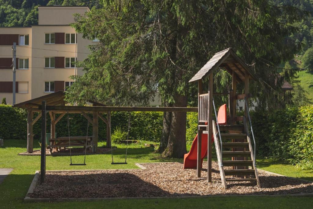 Herní místnost nebo prostor pro děti v ubytování Engelberg Youth Hostel