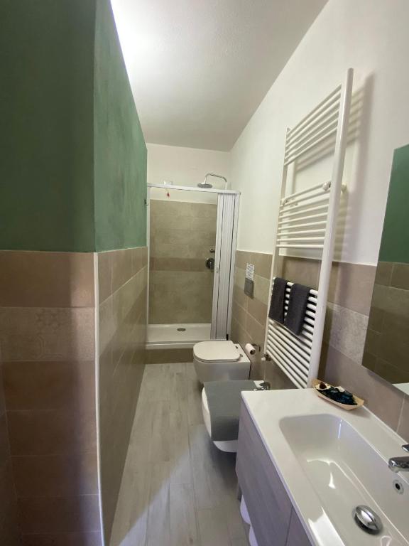 Bagno di La terrazza nel borgo