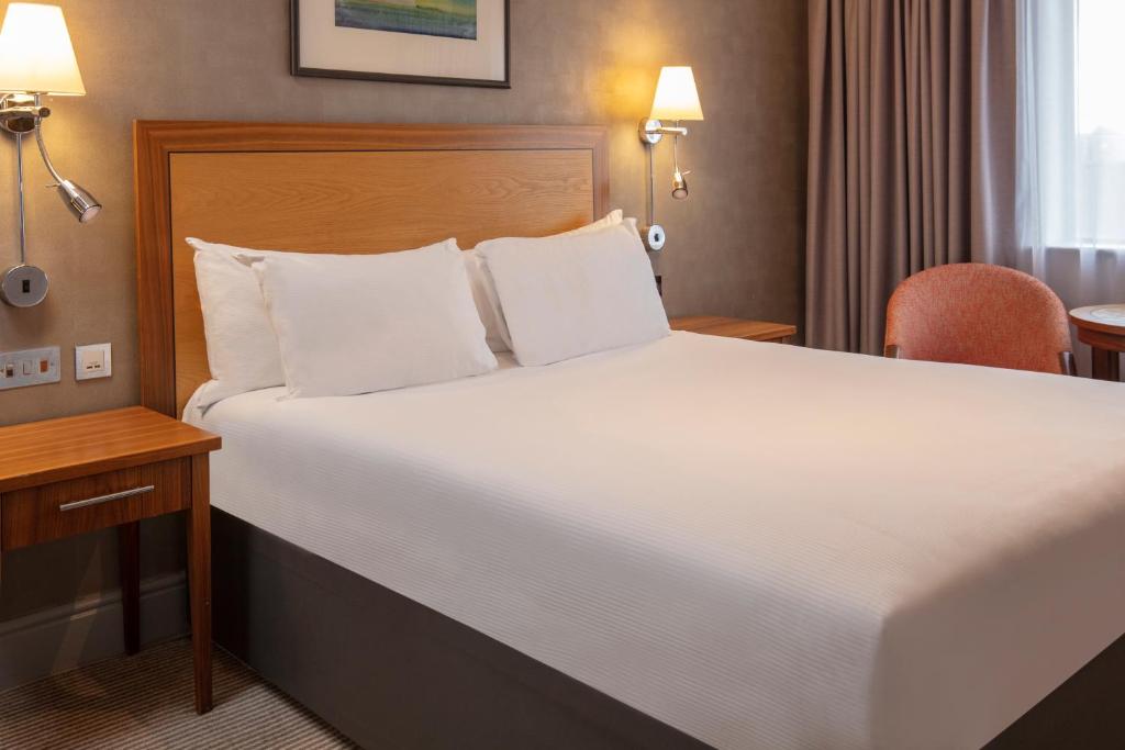Cambridge Belfry Hotel & Spa - Junior Suite