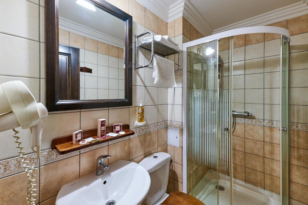 Koupelna v ubytování Hotel Classico Timisoara