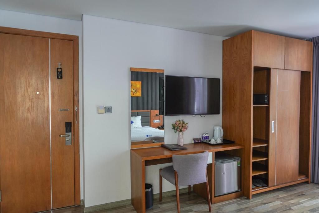 Phòng Deluxe Có Giường Cỡ King Nhìn Ra Thành Phố