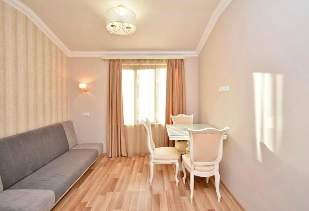 Posezení v ubytování Homestay Hotel