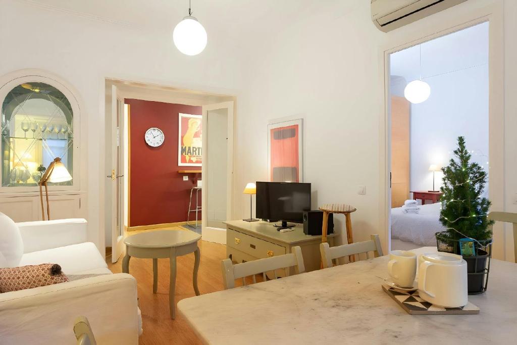 Postel nebo postele na pokoji v ubytování Filmoteca Sarria 1- wifi quiet bright comfi