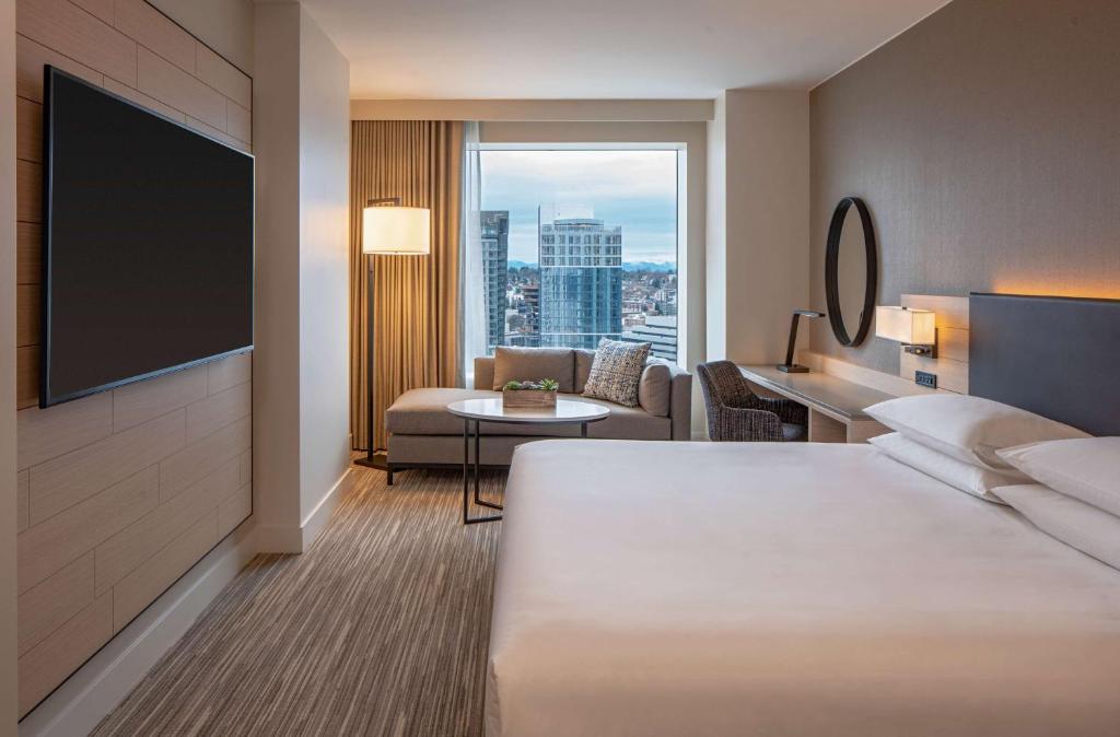 Postel nebo postele na pokoji v ubytování Hyatt Regency Seattle