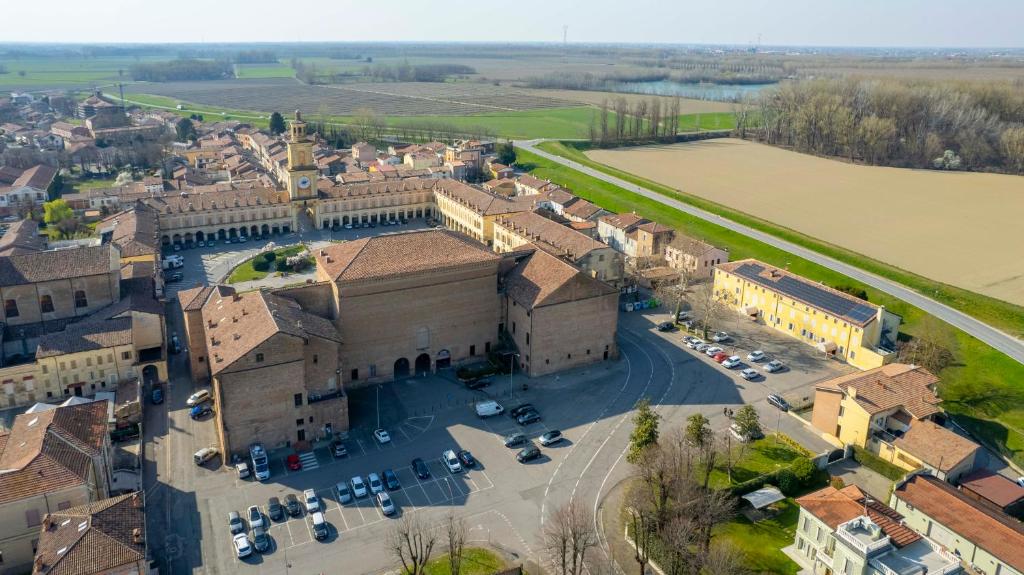 Letecký snímek ubytování Albergo Ligabue