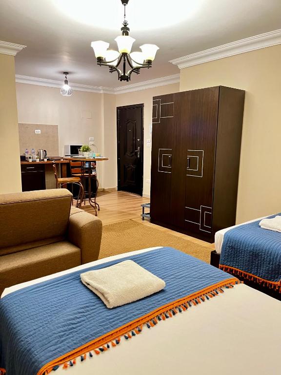 Chelay studios - Studio Apartment