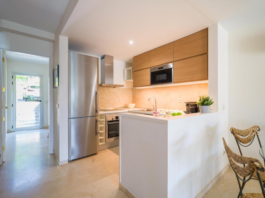 Kuchyňa alebo kuchynka v ubytovaní BLUE MARLIN APARTMENT - GRAN CANARIA STAYS