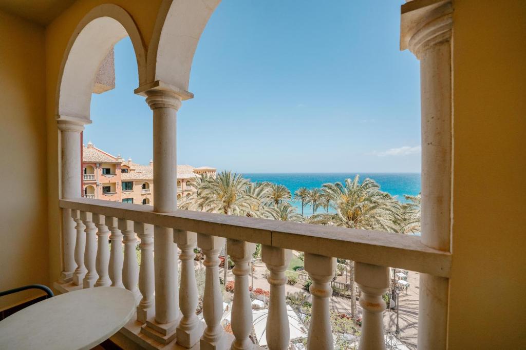 Nespecifikovaný výhled na moře nebo výhled na moře při pohledu z hotelu