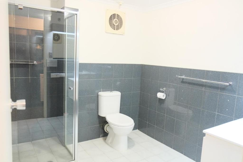 Adelaide Royal Coach - Resim 10