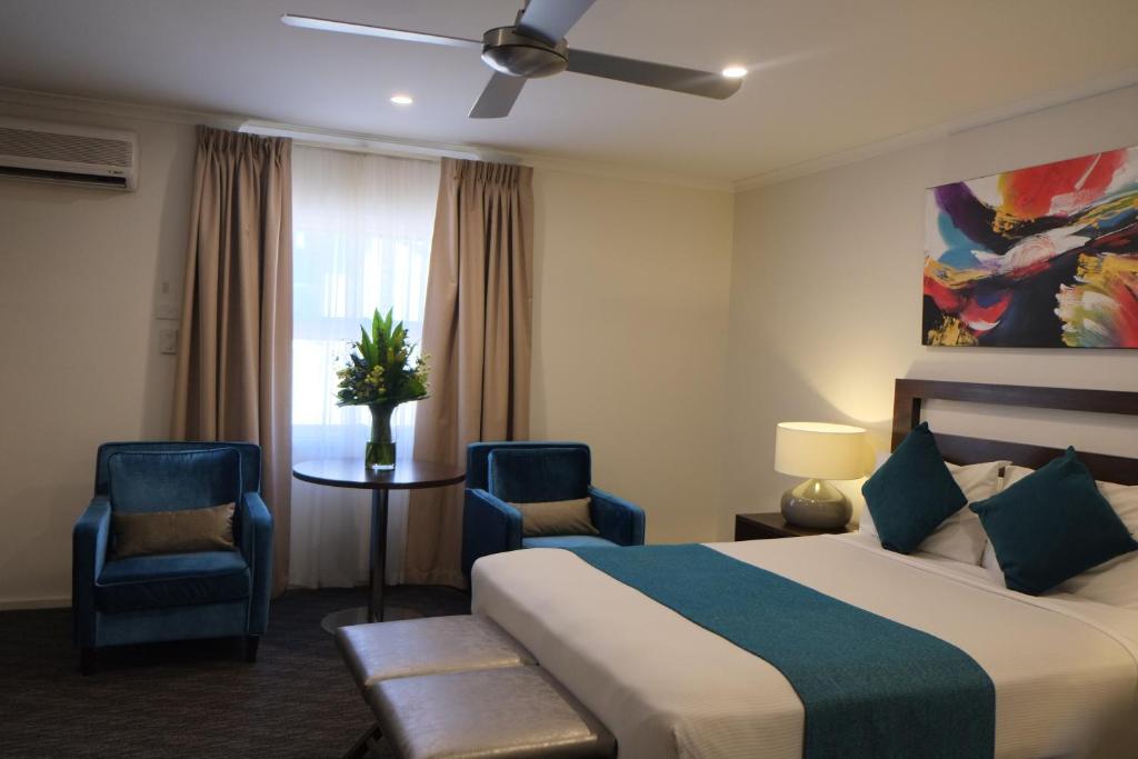 Adelaide Royal Coach - Resim 9