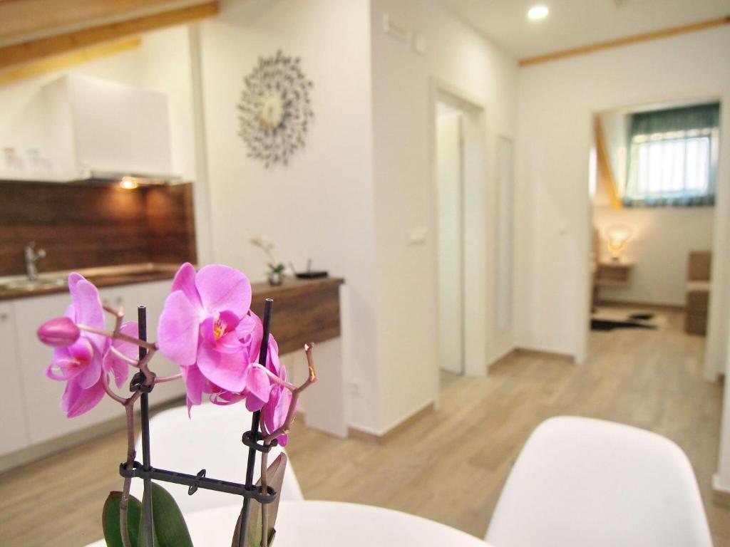 Apartments Sweet Escape - Studio Apartment with Terrace