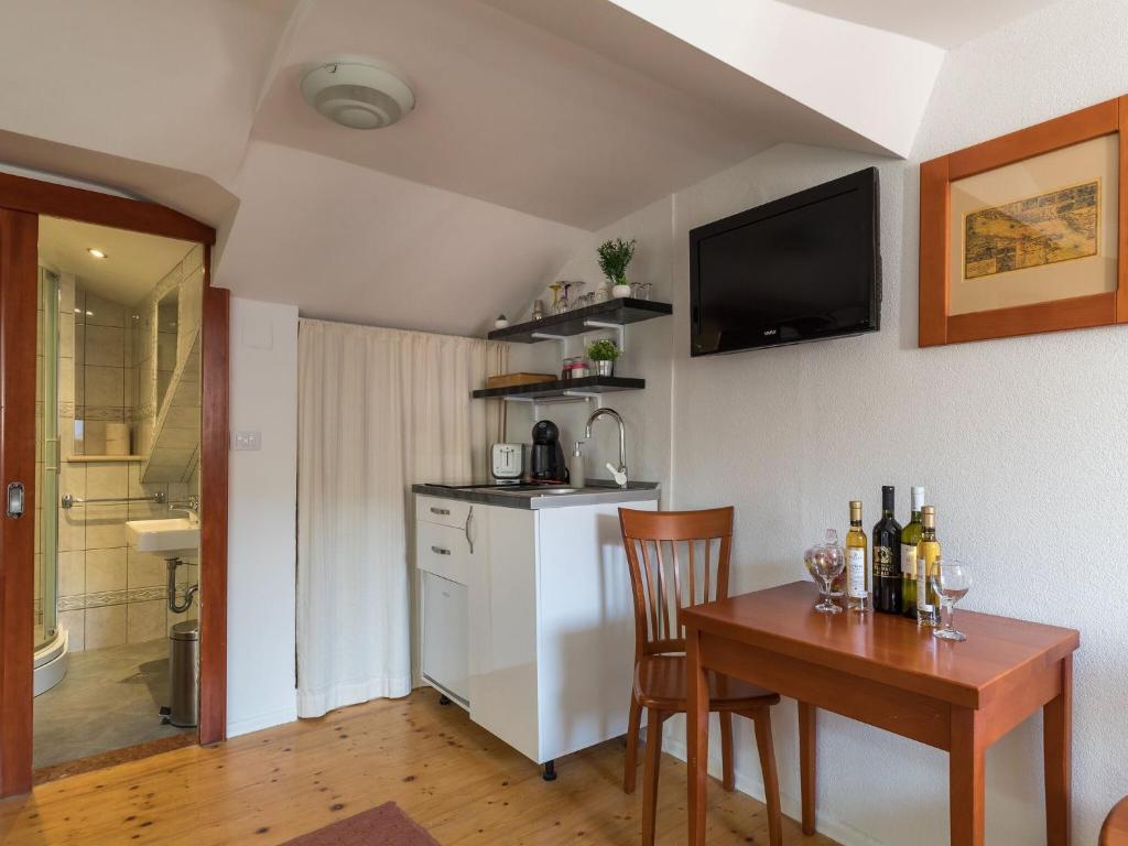Apartments Ivana Old Town - Standard Studio - APT3