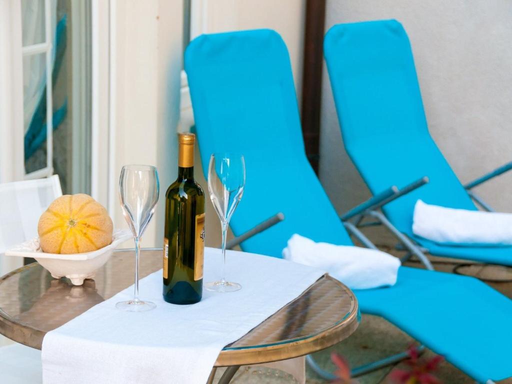 Apartments Carmen & Tosca -Studio with Patio