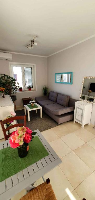 Galeriebild der Unterkunft Apartment in Njivice - Insel Krk 42229 in Njivice