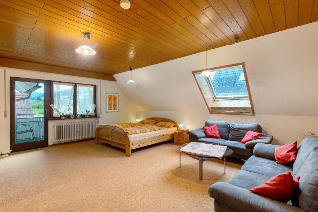 Postel nebo postele na pokoji v ubytování Gästehaus Retsch
