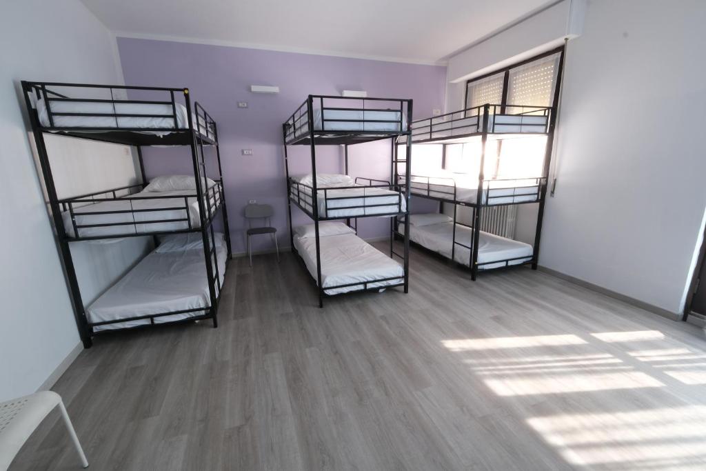 Posteľ alebo postele v izbe v ubytovaní Hostel 3