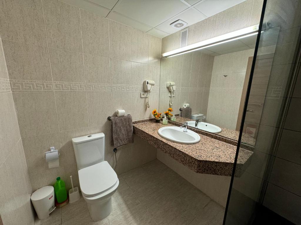 A bathroom at Apartsalou Michelangelo