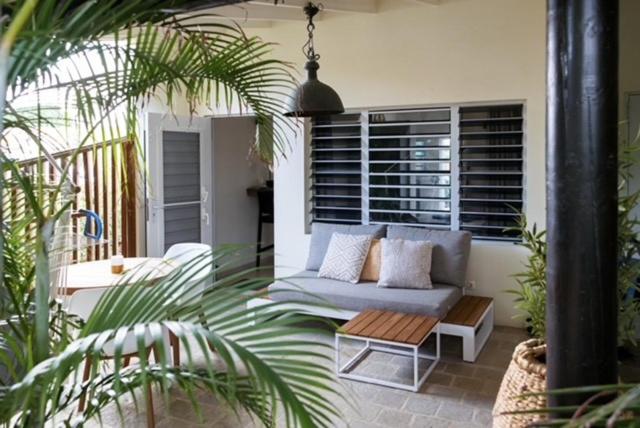 Posezení v ubytování Puur Bonaire Boetiekhotel
