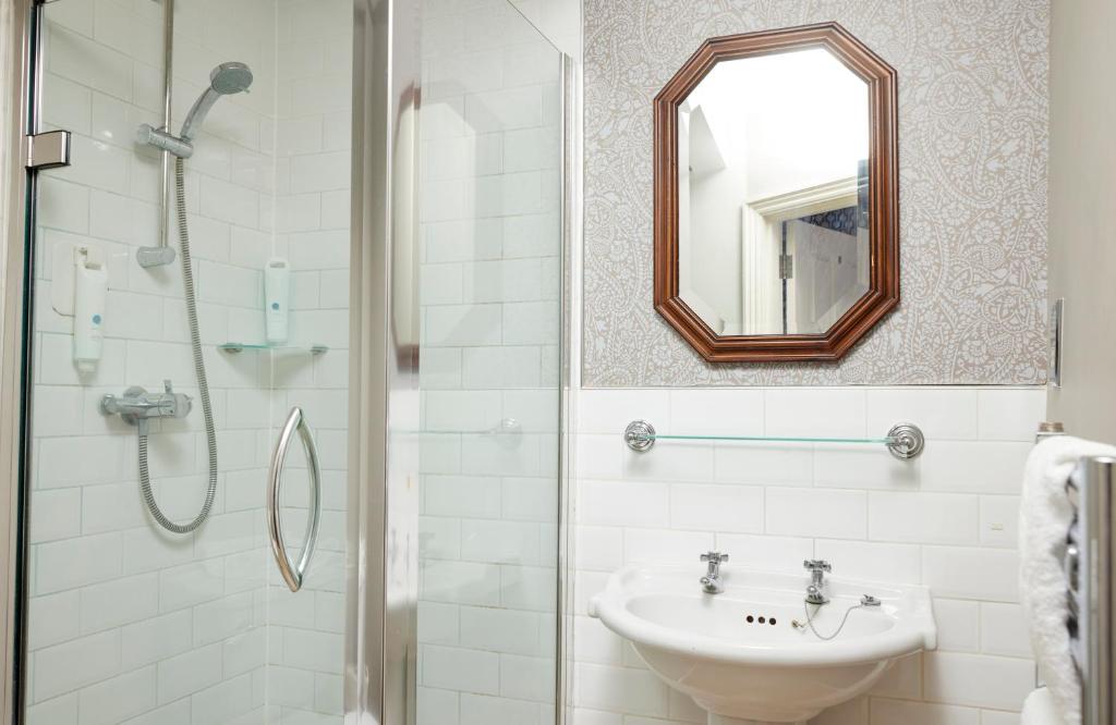 The Bushel by Greene King Inns 3