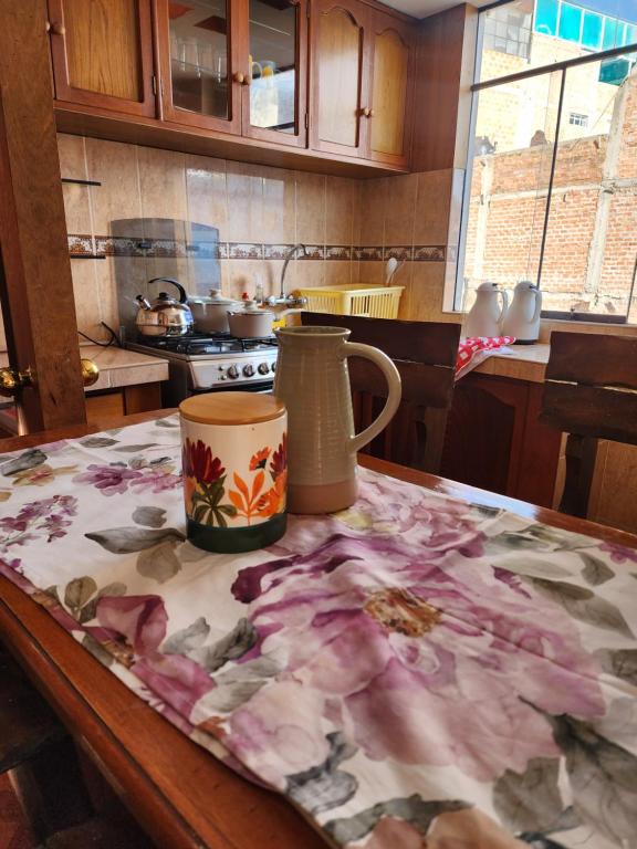 Kuchyň nebo kuchyňský kout v ubytování Departamento en el Centro - Puno