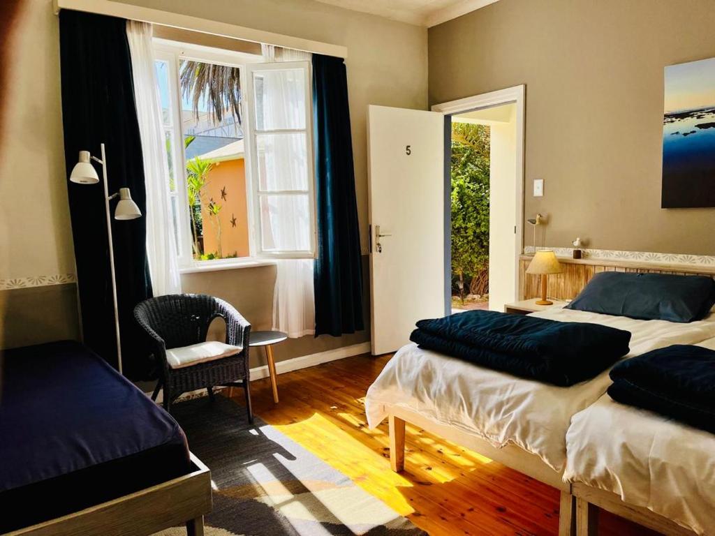 The Secret Garden Guesthouse - Standard Twin Room - 2