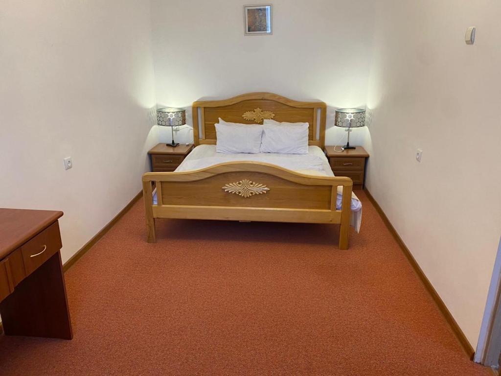 Postel nebo postele na pokoji v ubytování Diligence Hotel & restaurant
