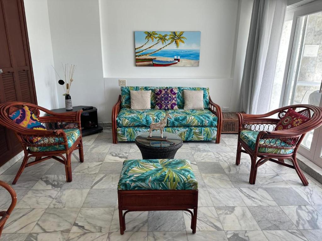 Posezení v ubytování Exclusivos Apartamentos con playa privada