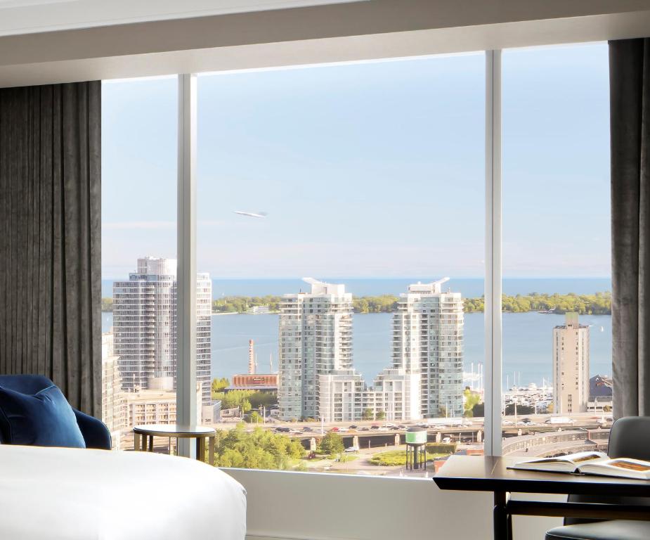 The Ritz-Carlton, Toronto - Resim 11