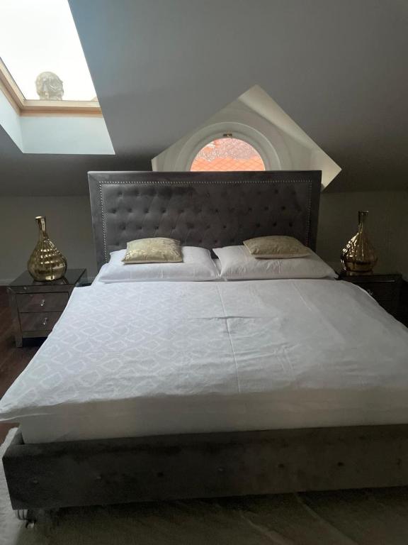 Postel nebo postele na pokoji v ubytování Apartmán