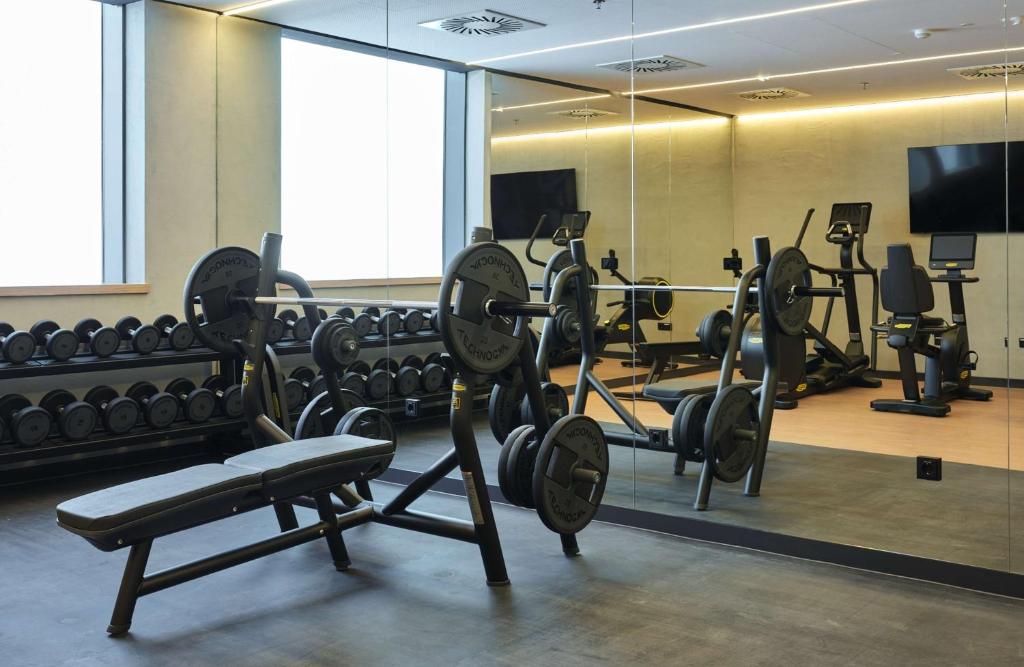 Fitness centrum a/nebo fitness zařízení v ubytování Radisson Hotel Budapest BudaPart