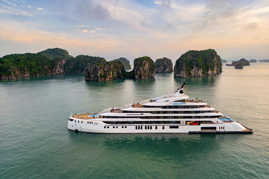 Grand Pioneers Halong Bay Cruise 2, Hạ Long (giá cập nhật 2025)
