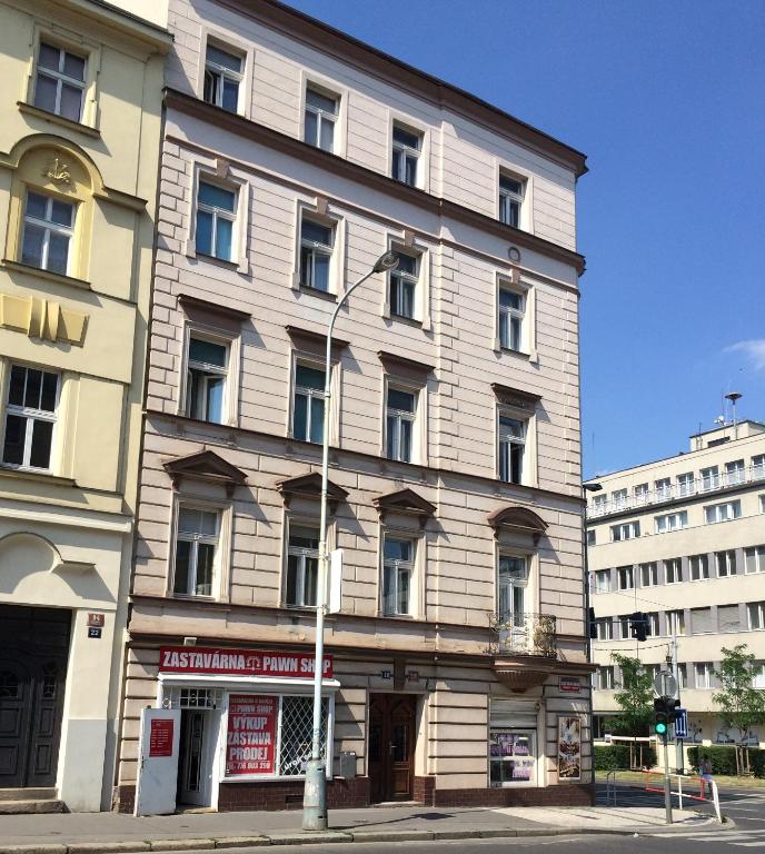 Budova, kde se aparthotel nachází