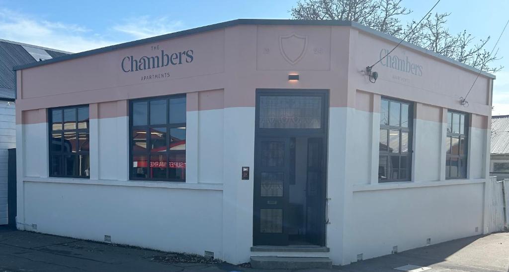 The Advocate - Resim 5