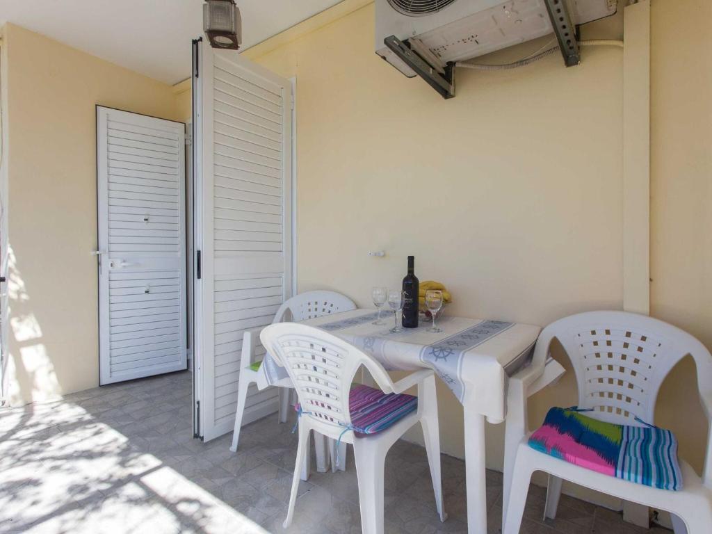 Apartments Djurkovic - Deluxe Studio with Balcony and Garden View