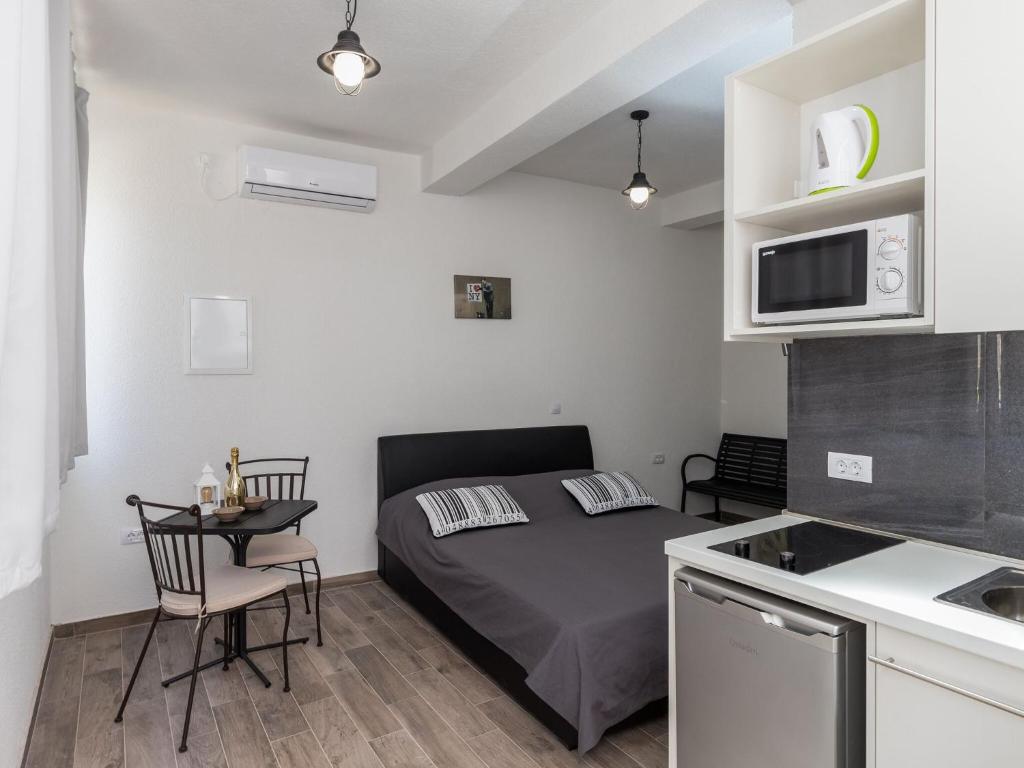 Apartments Life - Studio Apartment