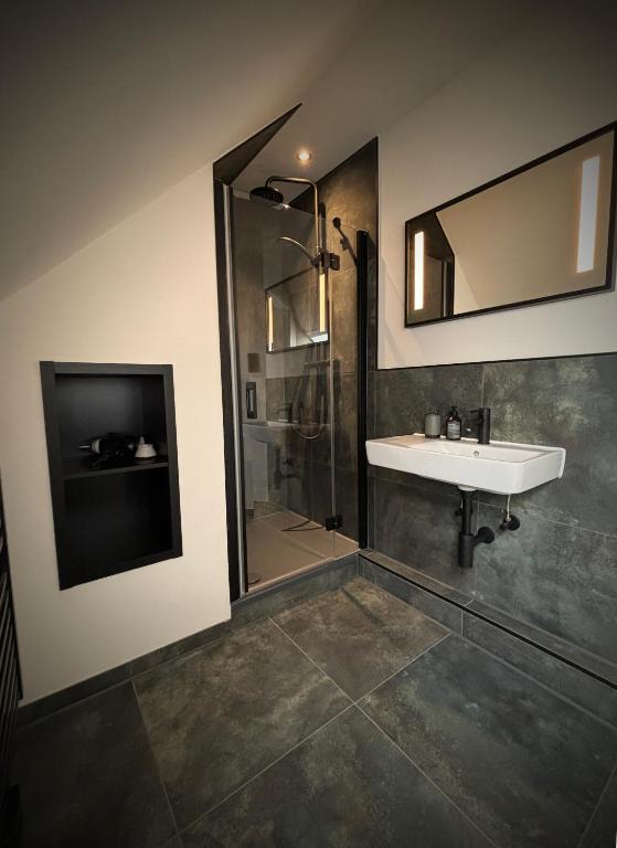 Frühstückshotel Fürstenwerth - Appartamento Loft Con 4 Camere Da Letto