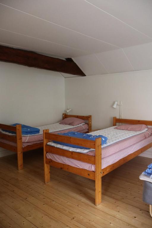 STF Hostel Mariestad - Habitación Familiar Con Vista Al Jardín