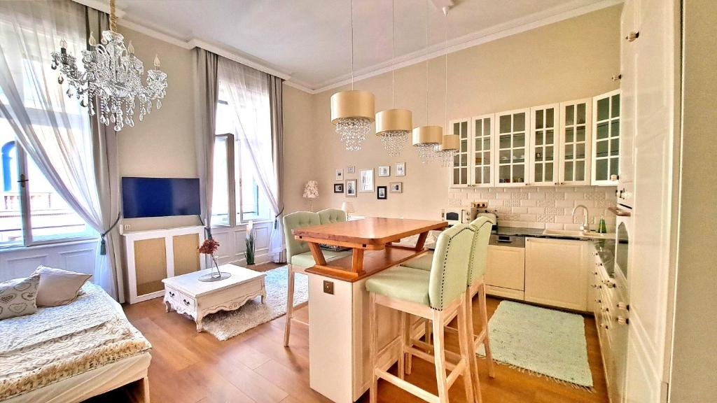 Nyugati Premium Residence 1066 Budapest, Teréz körút 56 kép - 1