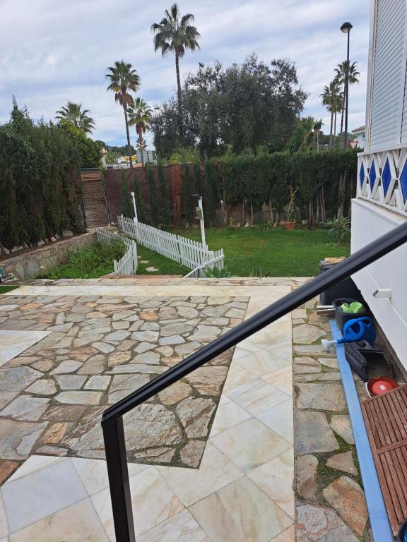 Zahrada ubytování Apartamento con jardín y piscina Pet friendly