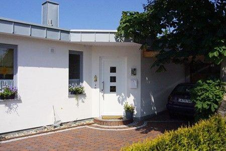 Το κτήριο όπου στεγάζεται  η παραθεριστική κατοικία