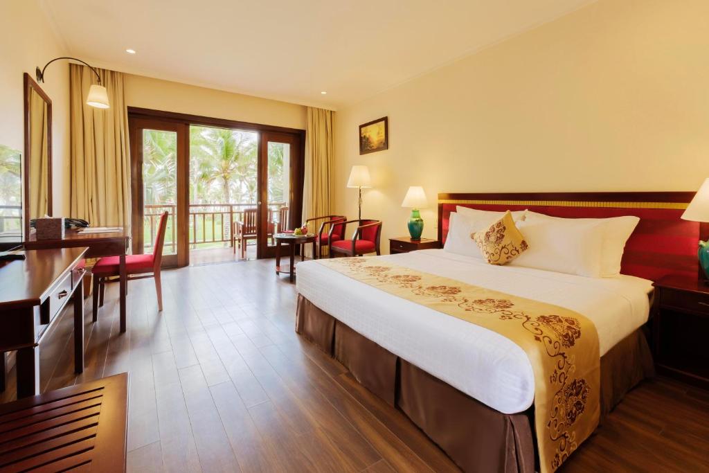 Phòng Deluxe Giường Đôi Nhìn Ra Vườn