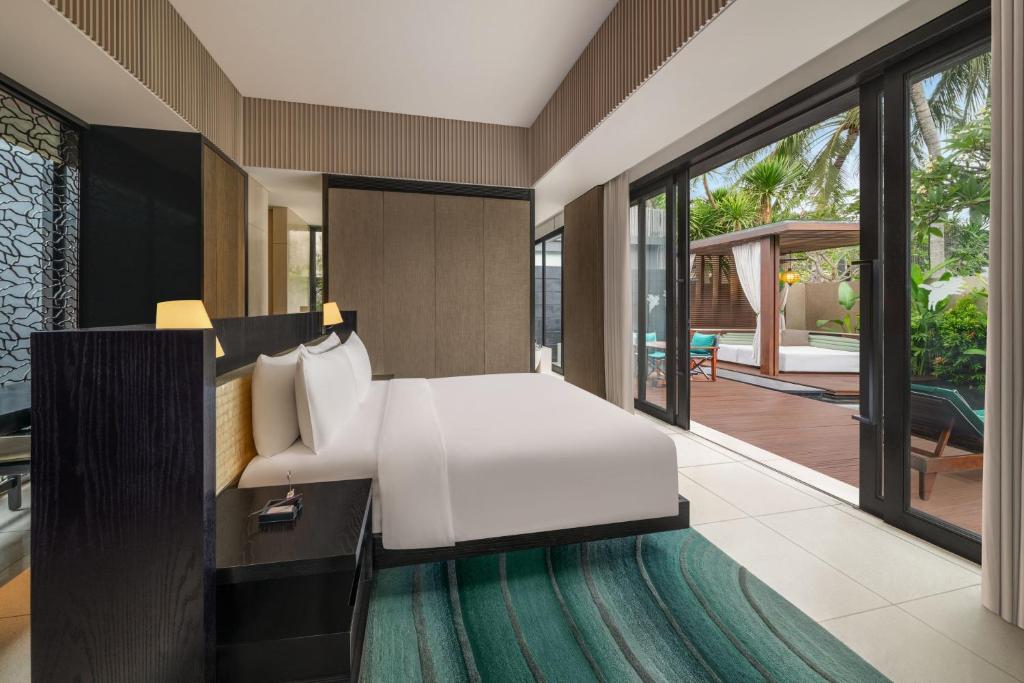 W Bali - Seminyak - Marvelous One-Bedroom Pool Villa With FREE Daybed Access At Woobar And Access To Detox Chamber, Hot And Cold Plunge At AWAY Spa For 2