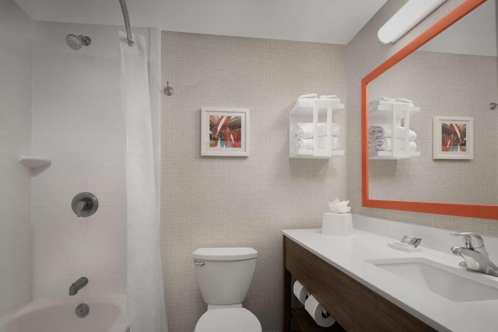 Hampton Inn Haverhill - Quarto King Premium Com Sofá-Cama - Não Fumador
