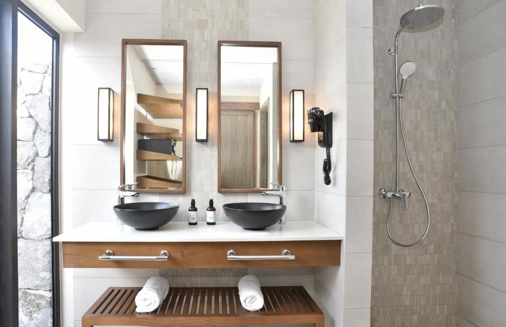 Constance Tekoma - Rodrigues Island - 3