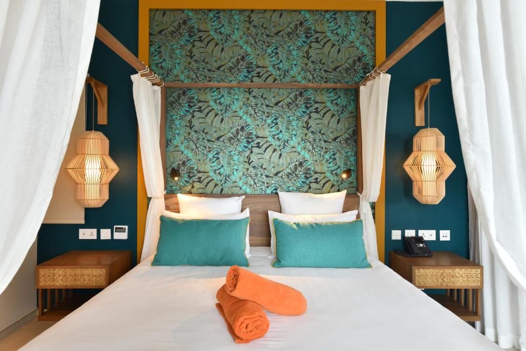 Constance Tekoma - Rodrigues Island - 2